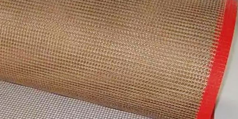 Types and features of PTFE conveyor belts